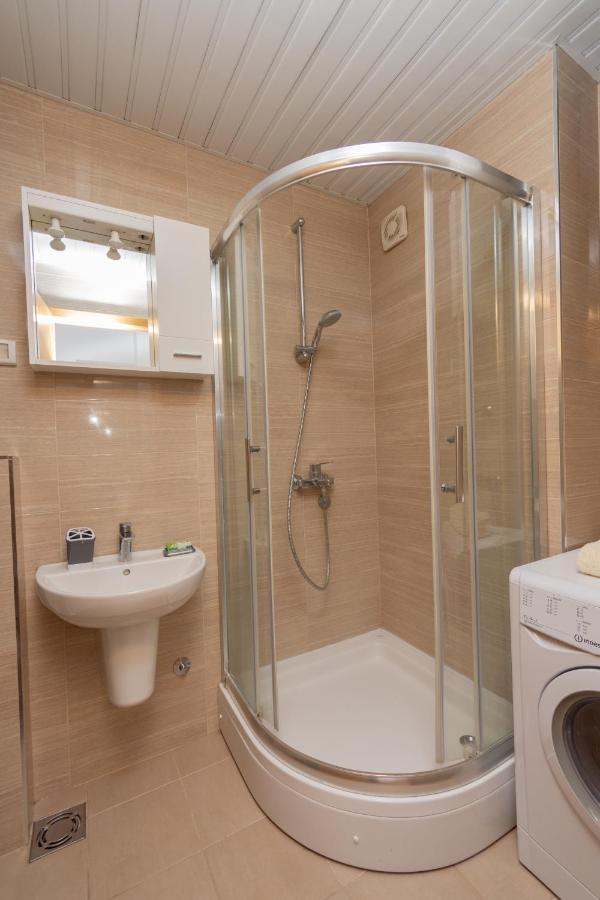 City Compass Apartment 2 Подгорица Экстерьер фото